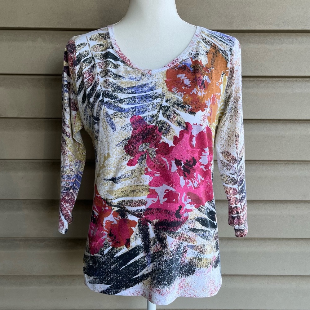 •Erin London• Floral Three Quarter Sleeve Top - Size Small